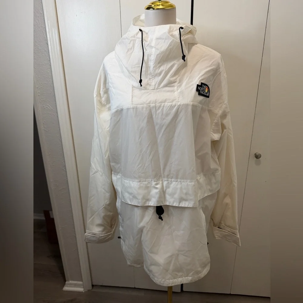 The North Face White Hooded Pullover Windbreaker